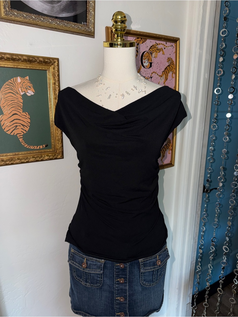 Vintage Y2K Classic Black Off-Shoulder Women’s Top